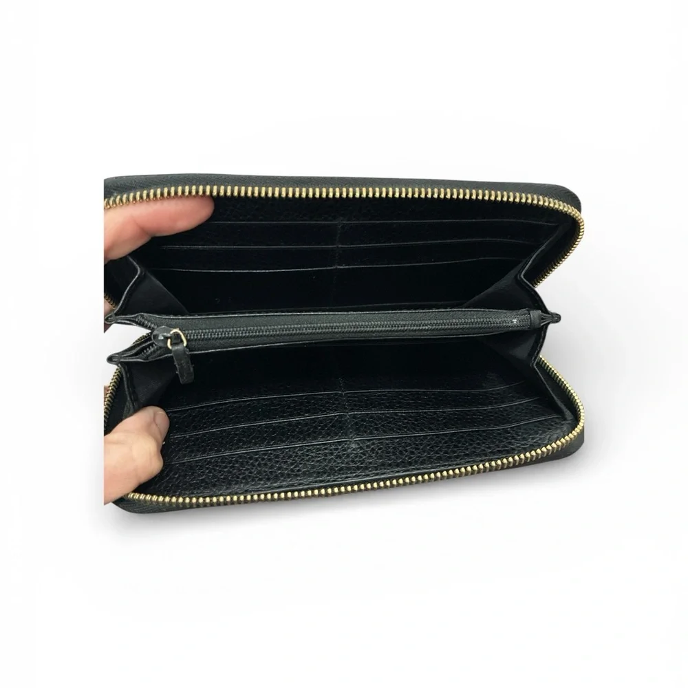 Gucci Black Pebbled Leather Zip Wallet with Gold Logo